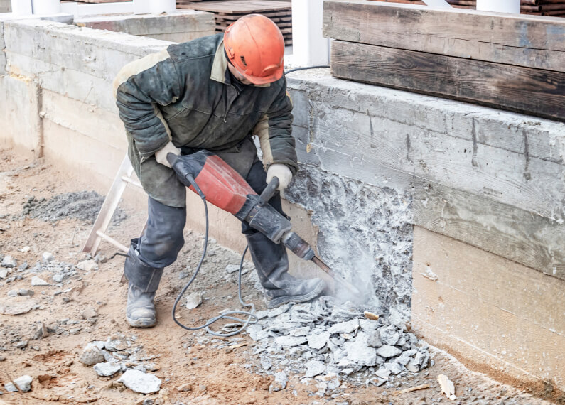 Manual Demolition & Selective Strip-Outs