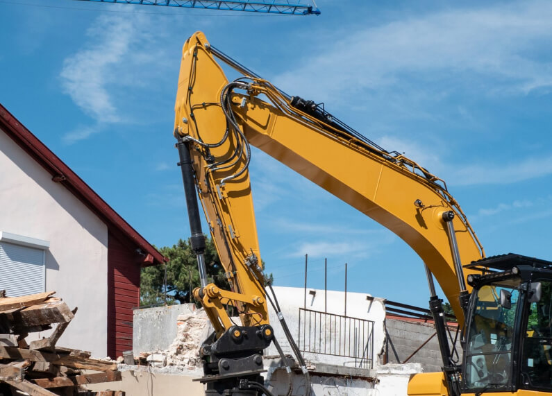 Structural Machine Demolition